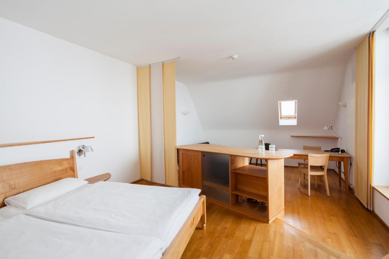 City-Hotel Ochsen Цуг Екстериор снимка