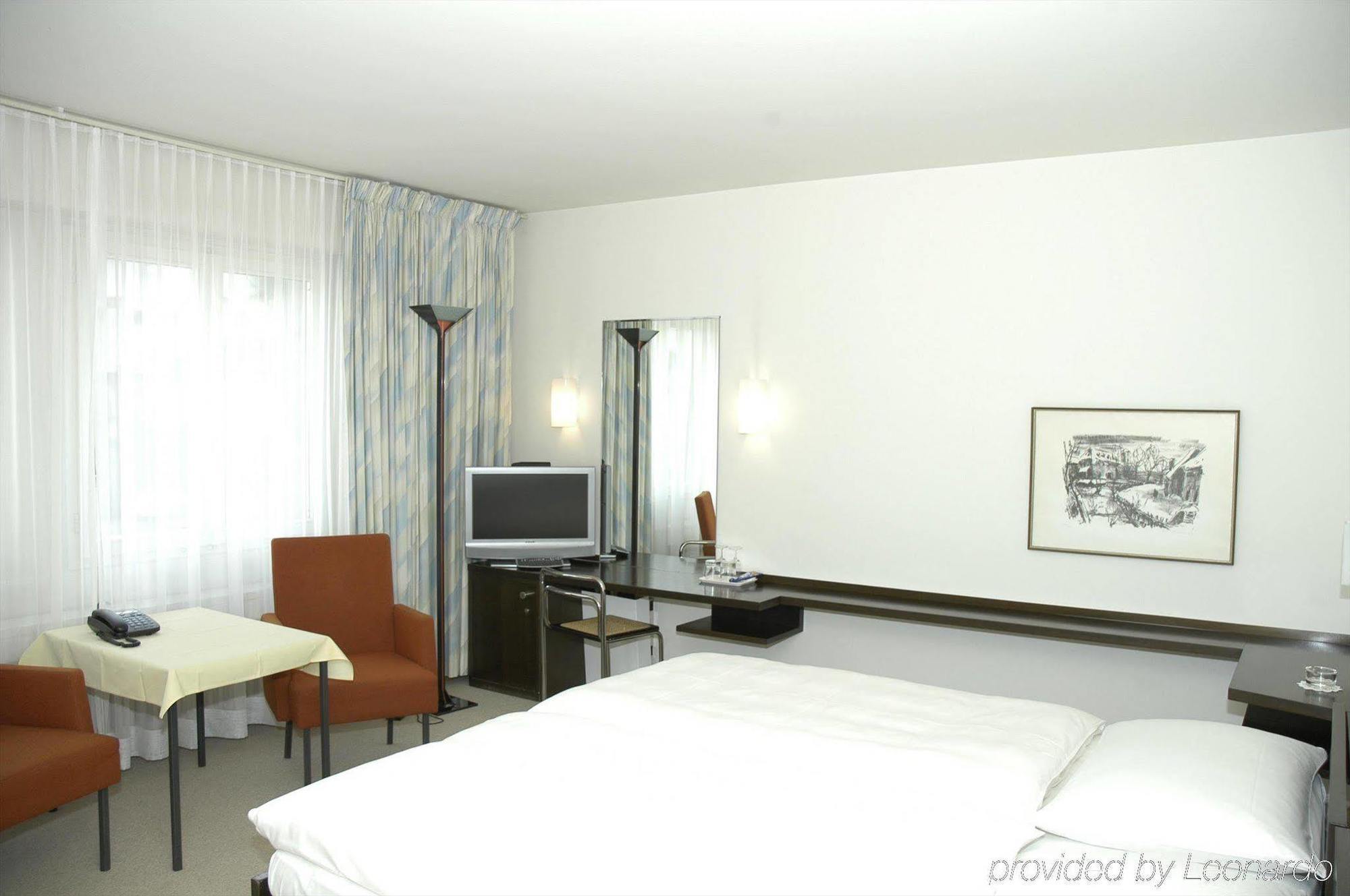 City-Hotel Ochsen Цуг Стая снимка